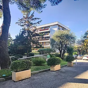 Apartment Et Le Petit Manseng, Nice