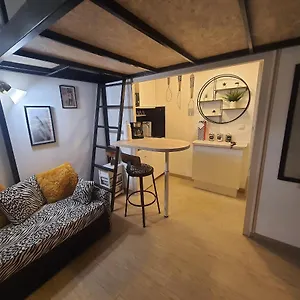Appartement Studio- Mont Boron, Piscine Sur La, Nice