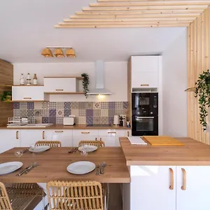 Apartment Magnifique Pavillon Independant T2, Nice